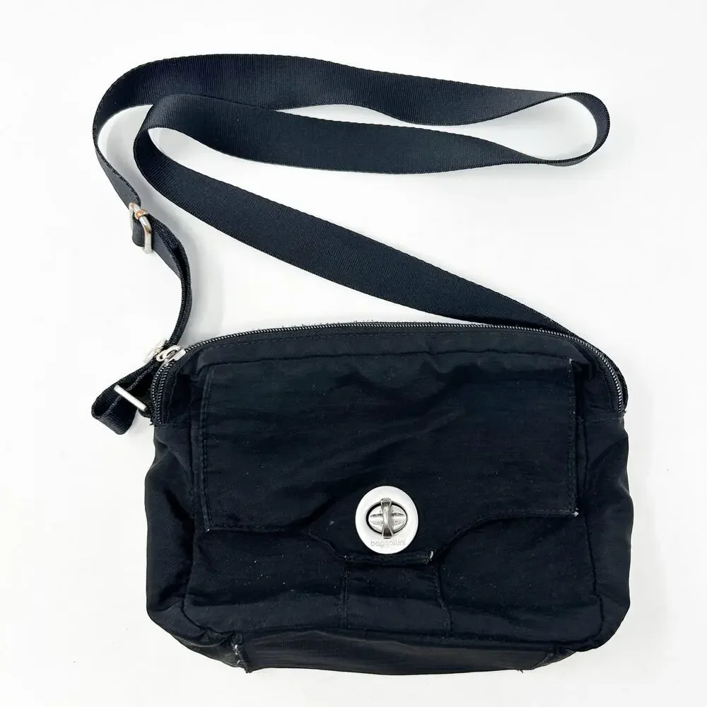 Baggallini Womens High Rise Nylon Zip Turn Lock Sling Crossbody Sport Bag Black
